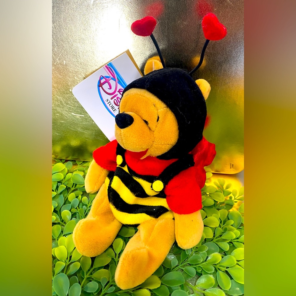 DISNEY WINNIE THE POOH VALENTINES NWT VTG 90s BEAN BAG PLUSH DISNEY EXCLUSIVE